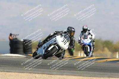 media/Oct-20-2024-CVMA (Sun) [[d4a3dff211]]/Race 9-Formulw LW Twins SHOOTOUT/